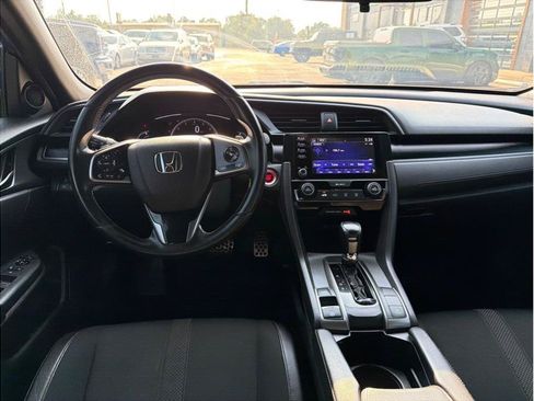 Used 2020 Honda Civic Sport image 5
