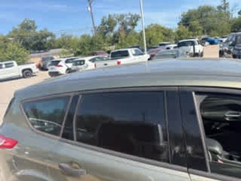 Used 2013 Ford Escape S FWD image 11