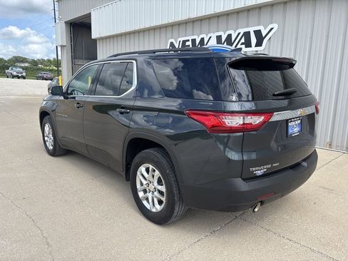 Used 2021 Chevrolet Traverse LT w/ LPO, Cargo Package image 7