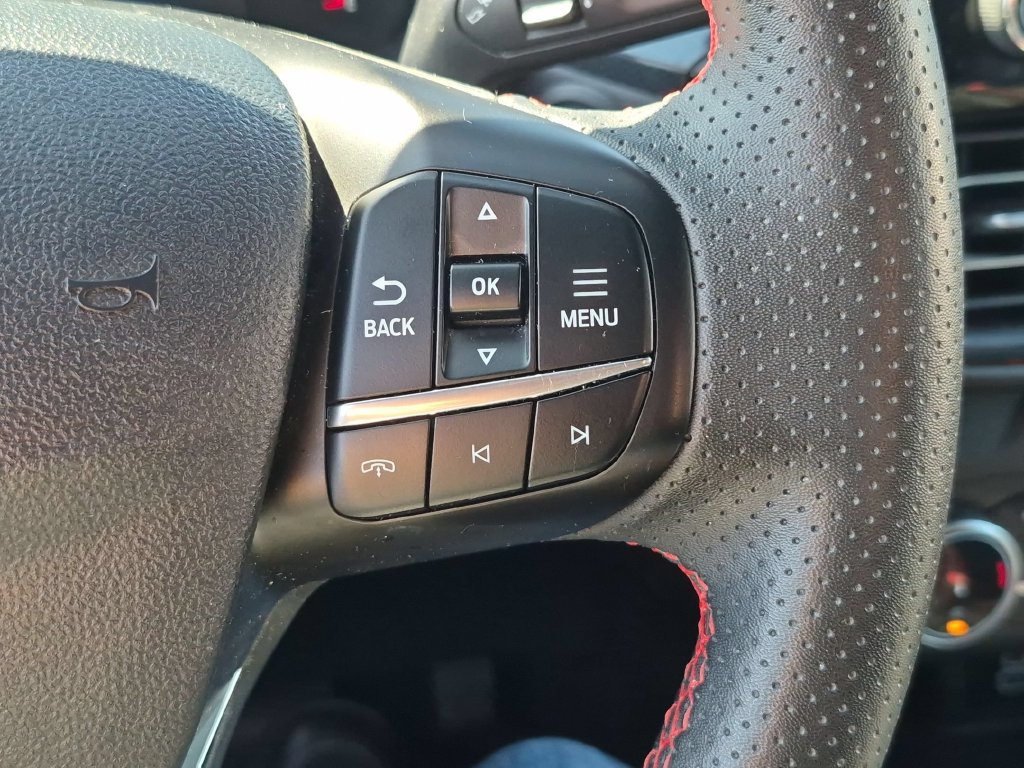 Used 2025 Ford Escape ST-Line AWD/4WD image 22