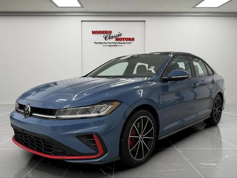 Used 2026 Volkswagen Jetta GLI Autobahn FWD image 3