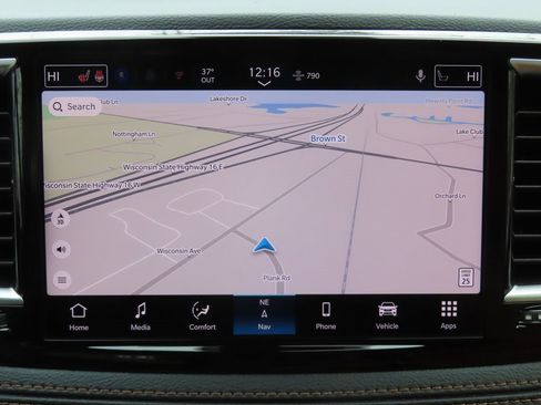 New 2026 Chrysler Pacifica Pinnacle w/ Trailer Tow Group image 10