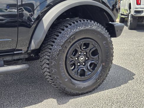 Certified 2024 Ford Bronco Wildtrak AWD/4WD image 5