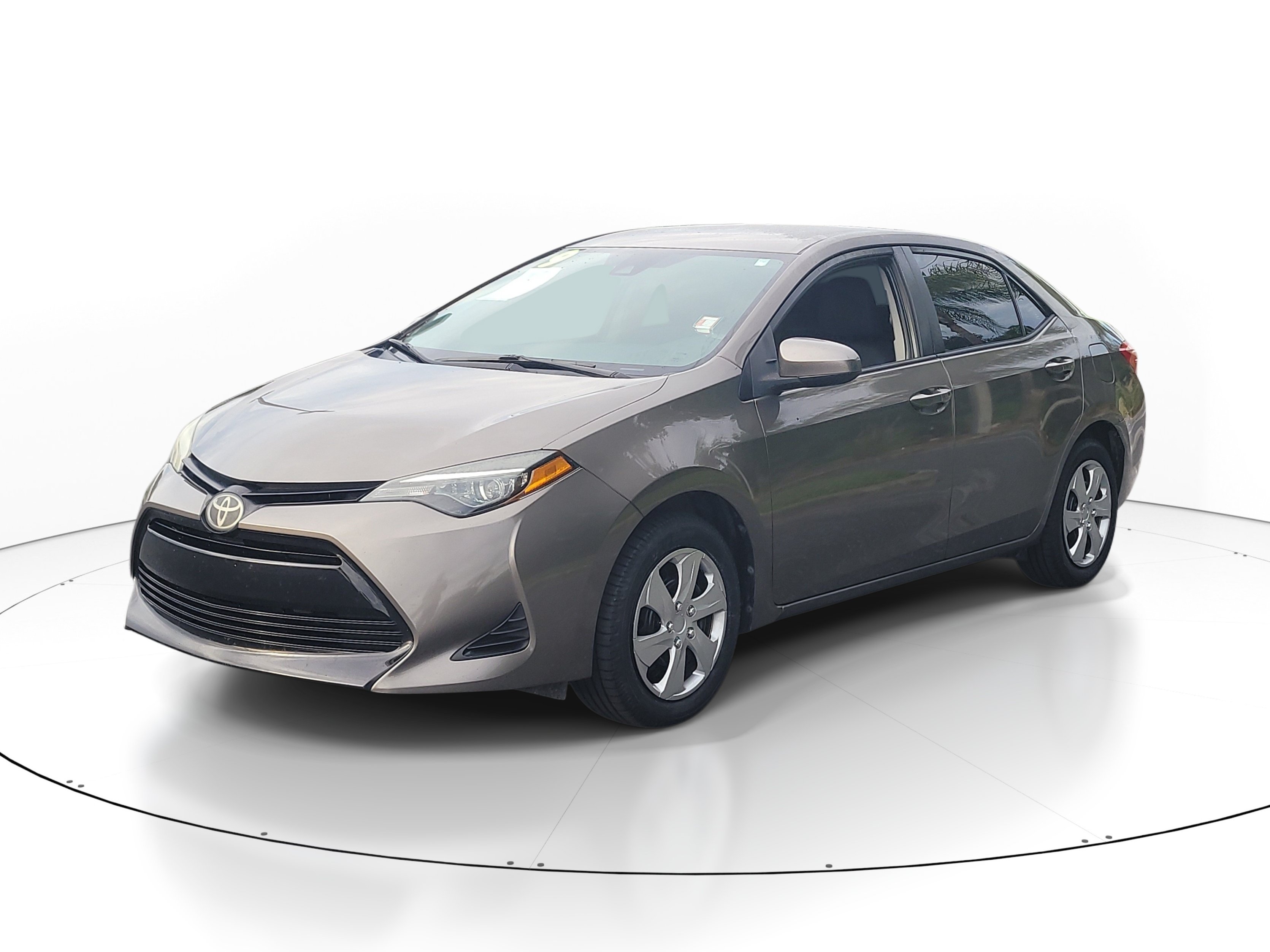 Used 2019 Toyota Corolla LE FWD image 3