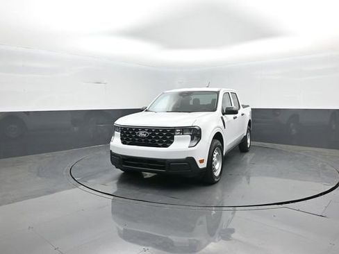 New 2026 Ford Maverick XL w/ Equipment Group 101A AWD/4WD image 3