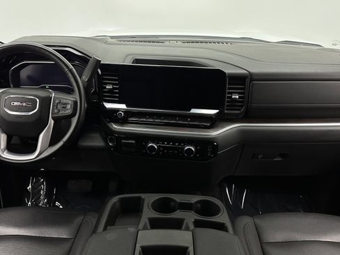 Used 2025 GMC Sierra 1500 SLT RWD image 28