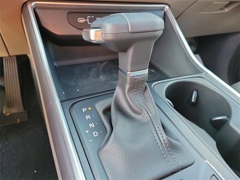 New 2026 Kia Carnival LXS image 21