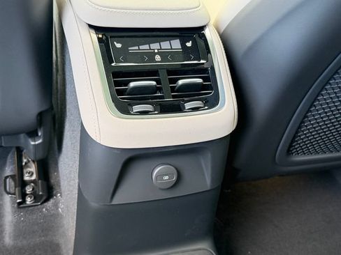 New 2026 Volvo XC90 T8 Plus AWD/4WD image 15