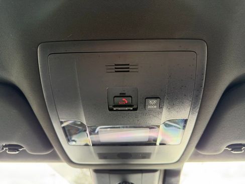 Used 2021 Lexus UX 200 image 29