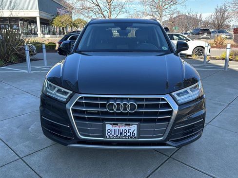 Used 2018 Audi Q5 2.0T Premium Plus w/ Premium Plus Package image 3