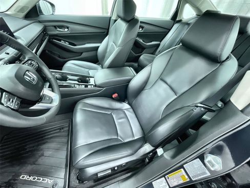 Certified 2025 Honda Accord Touring image 19