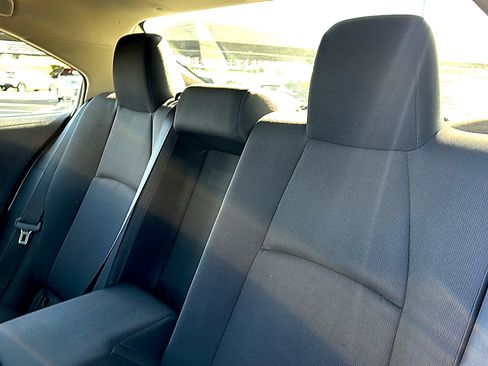Used 2023 Toyota Corolla LE image 19