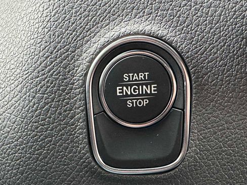 Used 2023 Mercedes-Benz Sprinter 3500 image 35