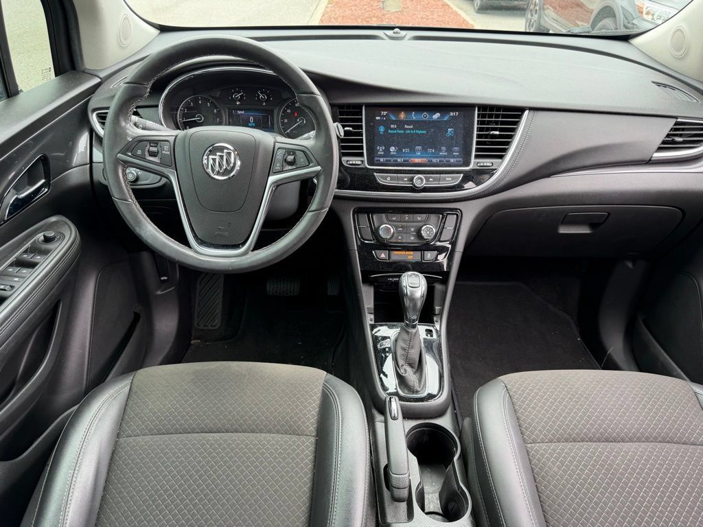Used 2020 Buick Encore Preferred w/ Safety Package FWD image 19