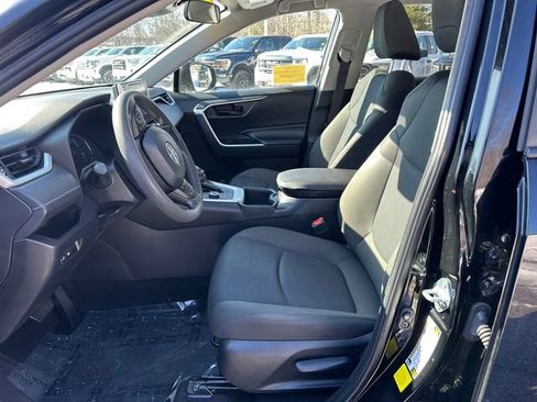 Used 2023 Toyota RAV4 LE image 23