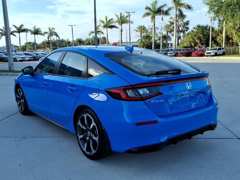 Used 2025 Honda Civic Sport Touring image 13