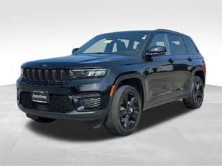 Used 2022 Jeep Grand Cherokee Altitude video 2