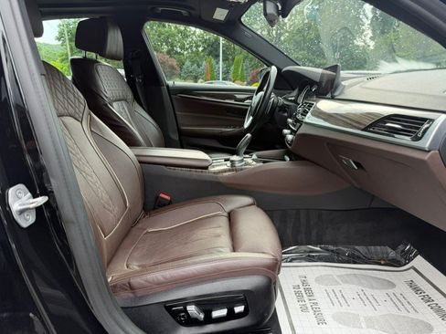 Used 2018 BMW 530e RWD image 23
