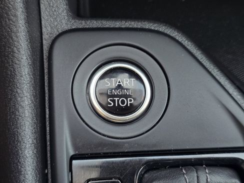Certified 2025 Nissan Sentra S FWD image 21