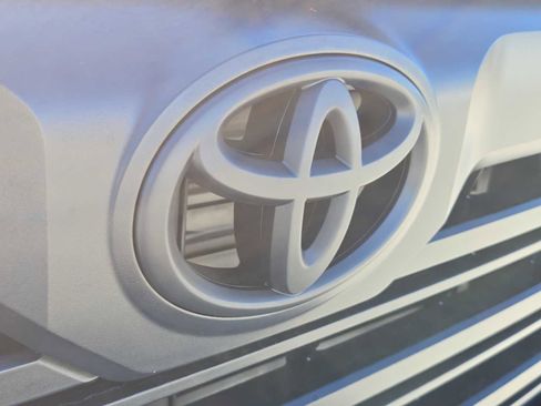 New 2026 Toyota Tundra Limited AWD/4WD image 16