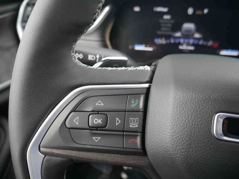 New 2025 Jeep Grand Cherokee Limited image 44