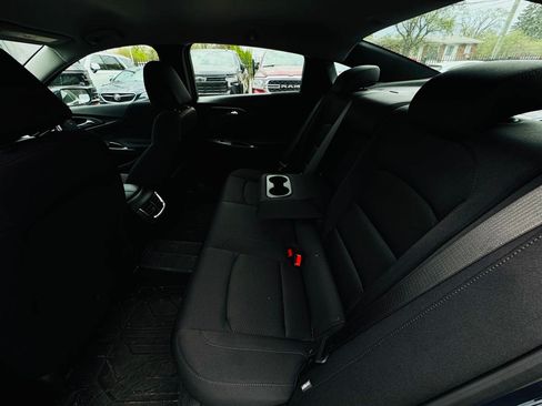 Used 2025 Chevrolet Malibu LT w/ Sport Edition FWD image 16
