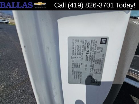 Used 2014 Chevrolet Express 2500 RWD image 34
