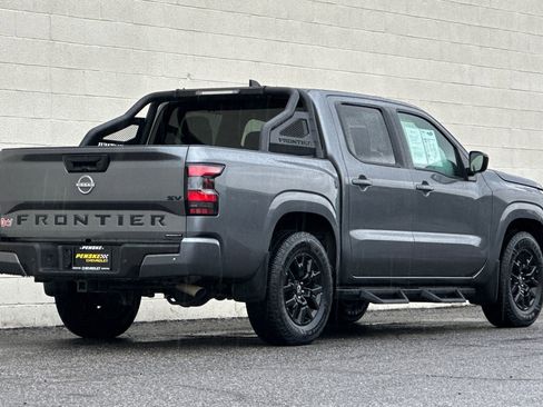 Used 2023 Nissan Frontier SV w/ Midnight Edition Package image 4