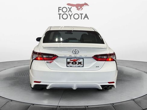 Used 2023 Toyota Camry SE FWD image 5