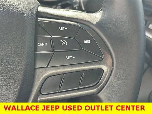 Used 2019 Jeep Cherokee Trailhawk w/ Trailer Tow Group image 26