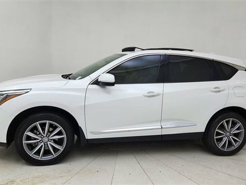 Used 2020 Acura RDX w/ Technology Package image 3
