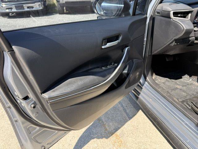 Used 2021 Toyota Corolla SE FWD image 19