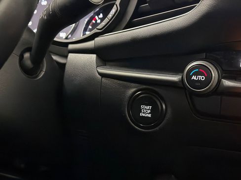 Used 2023 MAZDA MAZDA3 s image 24