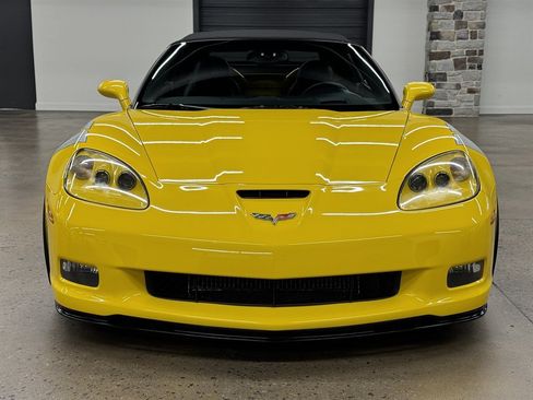 Used 2010 Chevrolet Corvette Grand Sport w/ Preferred Equipment Group RWD image 2