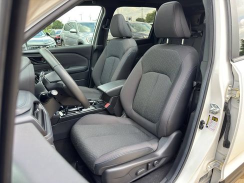 Used 2026 Subaru Forester Premium AWD/4WD image 5