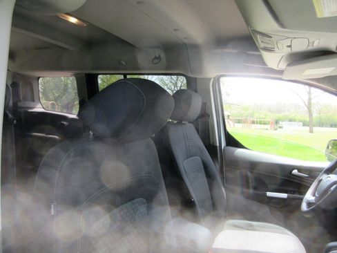 Used 2022 Ford Transit Connect XLT FWD image 39