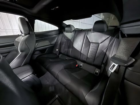 Used 2022 BMW M4 Coupe w/ Executive Package image 23