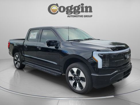 New 2025 Ford F150 Lightning Platinum image 4
