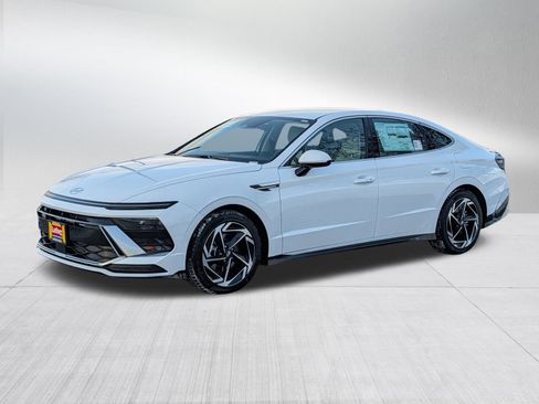 New 2026 Hyundai Sonata SEL image 2