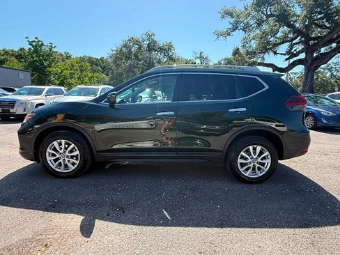 Used 2018 Nissan Rogue SV AWD/4WD image 3