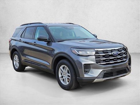 New 2026 Ford Explorer Active image 7