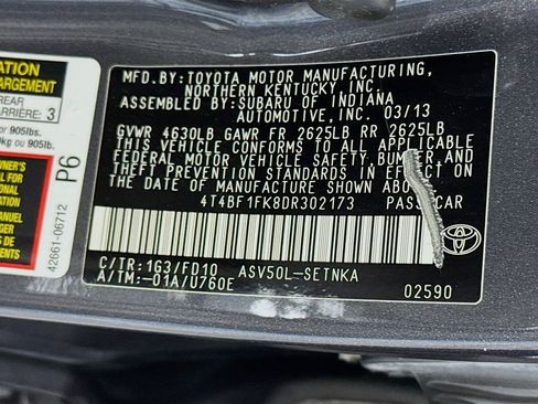 Used 2013 Toyota Camry LE image 28