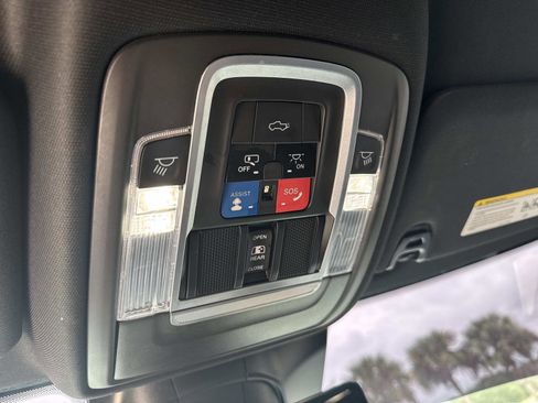 Used 2021 RAM 2500 Limited image 29