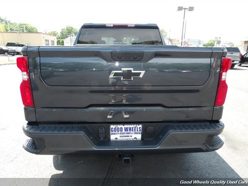 Used 2022 Chevrolet Silverado 1500 Custom w/ Safety Confidence Package AWD/4WD image 6