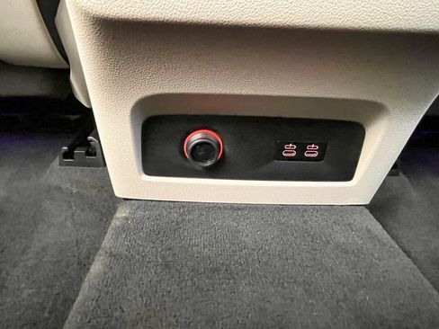 Used 2024 BMW X7 M60i w/ Executive Package AWD/4WD image 61