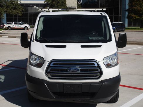 Used 2018 Ford Transit 250 250 3dr SWB Low Roof Cargo Van w/ Exterior Upgrade Package image 4