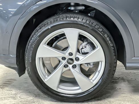 New 2025 Audi Q5 Premium Plus image 25