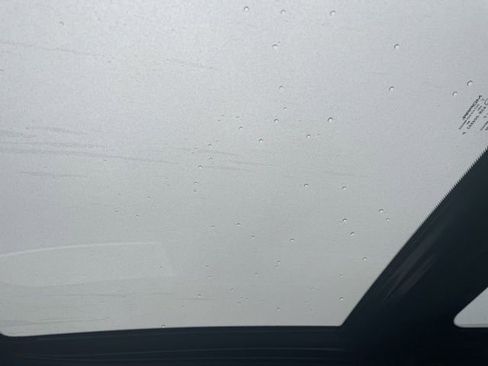 Used 2020 Jeep Cherokee Limited w/ Technology Group image 19