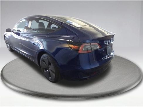 Used 2023 Tesla Model 3 Standard Range RWD image 8