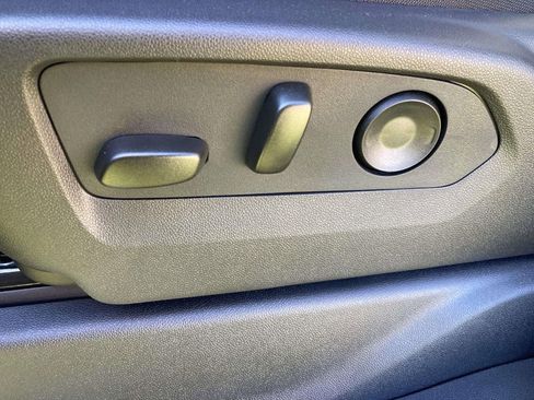 New 2026 GMC Sierra 1500 Elevation image 17